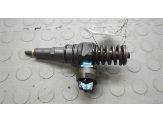 Форсунка топливная  Seat Leon 2 2005-2012    038130073BN     
