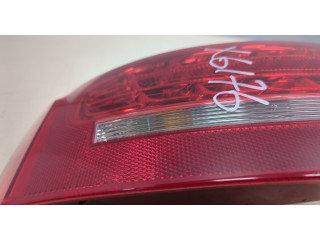 Задний фонарь 8T8945095D