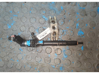 Форсунка топливная  Volkswagen Caddy 2004-2015         