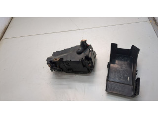 Блок предохранителей Mazda 6 (GG) 2002-2007