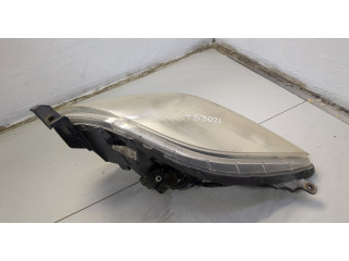 Фара передняя  Toyota Yaris 2005-2011 правая 