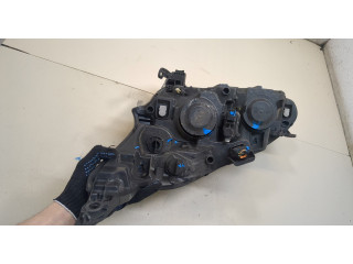 Фара передняя  Peugeot 208 2012-2019 правая 