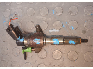 Форсунка топливная  Peugeot 5008 2009-2016    9802448680     