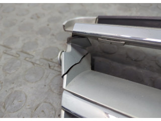 Решетка радиатора  Mercedes C W204 2006-2015          