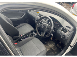 Задний фонарь 5JH945112 Skoda Rapid