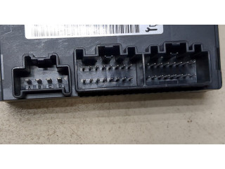 Блок комфорта  Chevrolet Tahoe 2006-2014      24239928  