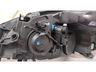 Фара передняя Renault Scenic 2009-2012 правая