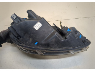 Фара передняя  Volkswagen Caddy 2010-2015 левая 