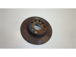 Диск тормозной Volkswagen Jetta 6 2010-2015 1. задний 6