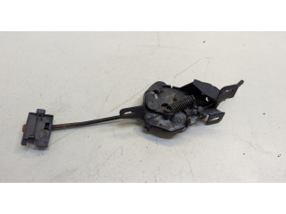 Замок капота  Volkswagen Transporter 4 1991-2003     