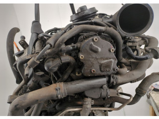 Форсунка топливная Volkswagen Touran 2003-2006 038130073AG