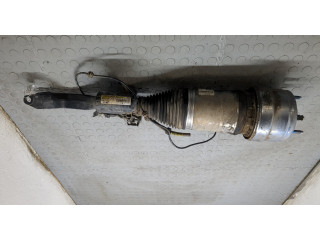 Стойка амортизатора Mercedes GLC X253 2015-2022 A2533200438