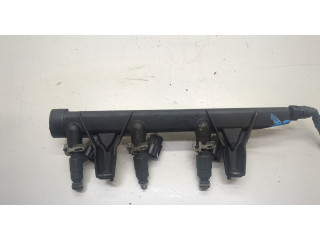 Форсунка топливная Peugeot 2008 2013-2019