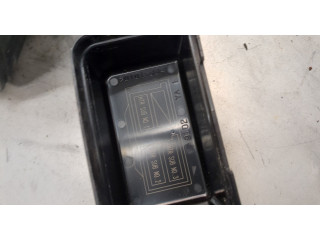 Блок предохранителей  Toyota Corolla E15 2006-2013         