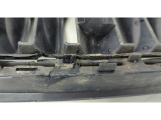 Решетка радиатора  Skoda Octavia (A7) 2013-2023          5E0853653