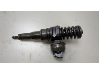 Форсунка топливная  Volkswagen Caddy 2004-2015    038130073BN, 038130079TX     