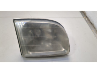 Фара передняя  Toyota Tundra 2000-2006 правая 