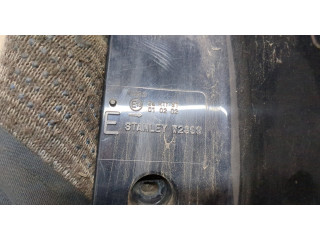 Задний фонарь 8330B174