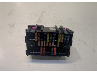 Блок предохранителей  Skoda Yeti 2009-2014      7H0937617    