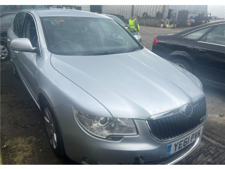 Стойка амортизатора Skoda SuperB 2008-2015 3C0413031N, 3C0411105N 1.6 дизель