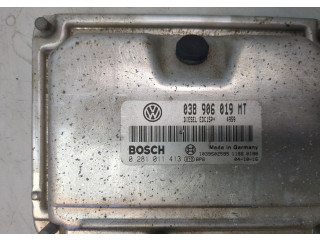 Блок управления двигателем  Volkswagen Beetle 1998-2010     