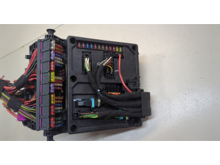 Блок предохранителей Volkswagen Sharan 2000-2010