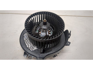 Моторчик печки Audi Q3 2018- 5WC819015A 5WC819015A