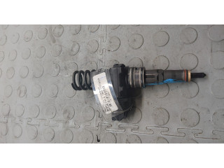 Форсунка топливная  Skoda Fabia 1999-2007    038130073AJ     