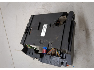 Блок предохранителей  Peugeot 406 1999-2004         