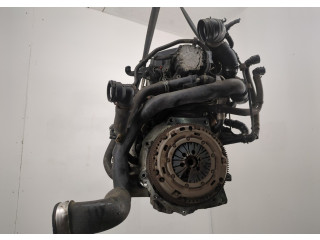 Форсунка топливная  Volkswagen Touran 2006-2010    038130073BN     