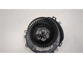 Моторчик печки Audi Q3 2018-