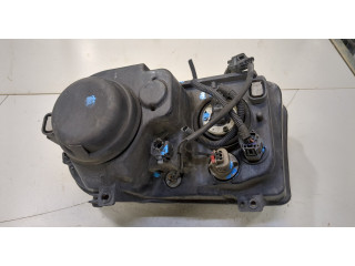 Фара передняя  Chrysler 300C 2004-2011 правая 