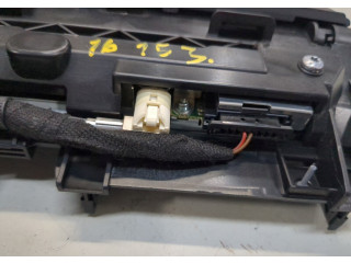 Дисплей бортового компьютера  Audi Q3 2014-2018 8U0919603A        