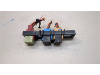 Блок реле Volkswagen Golf Plus