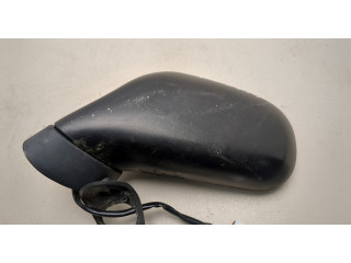 Зеркало боковое Mitsubishi Carisma 1995-2004 левое