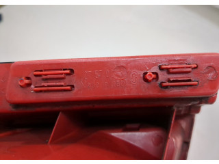 Задний фонарь          