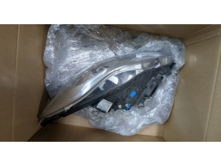 Фара передняя  Volvo C30 2010-2013 левая 