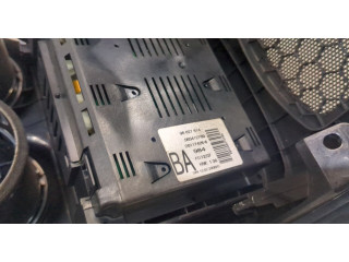 Дисплей бортового компьютера  Opel Antara 96837839       