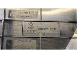 Блок предохранителей Audi Q3 2011-2014