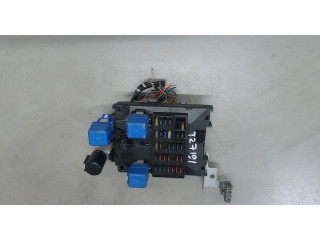Блок предохранителей Nissan Elgrand 1997-2002 24350VE000 3.3