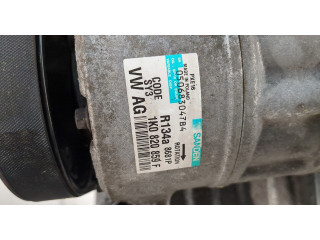 Генератор  Skoda Octavia (A5) 2004-2013       06F903023    