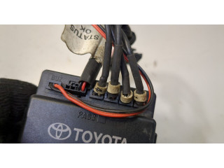 Блок комфорта  Toyota Avensis 2 2003-2008          