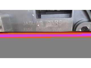 Блок предохранителей Jaguar XK 1996-2004 4.0
