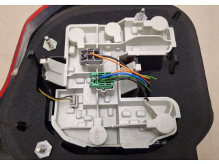 Задний фонарь          