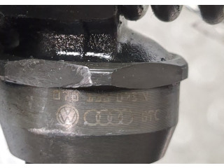 Форсунка топливная Volkswagen Touareg 2002-2007 070130073N