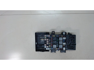 Блок предохранителей Nissan Rogue 2007-2013 7L3T14A067EA 2.5