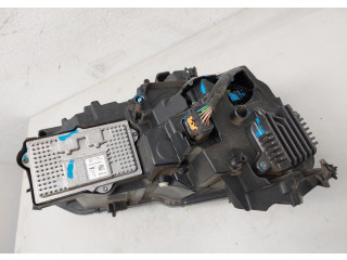 Фара передняя  Peugeot 3008 2016-2020 левая 