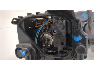 Фара передняя Audi Q3 2011-2014 правая