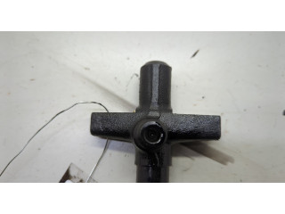 Форсунка топливная Mitsubishi Pajero / Montero 2000-2006 ME203961