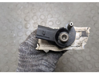 Форсунка топливная  Volkswagen Passat CC 2008-2012    0445116030     